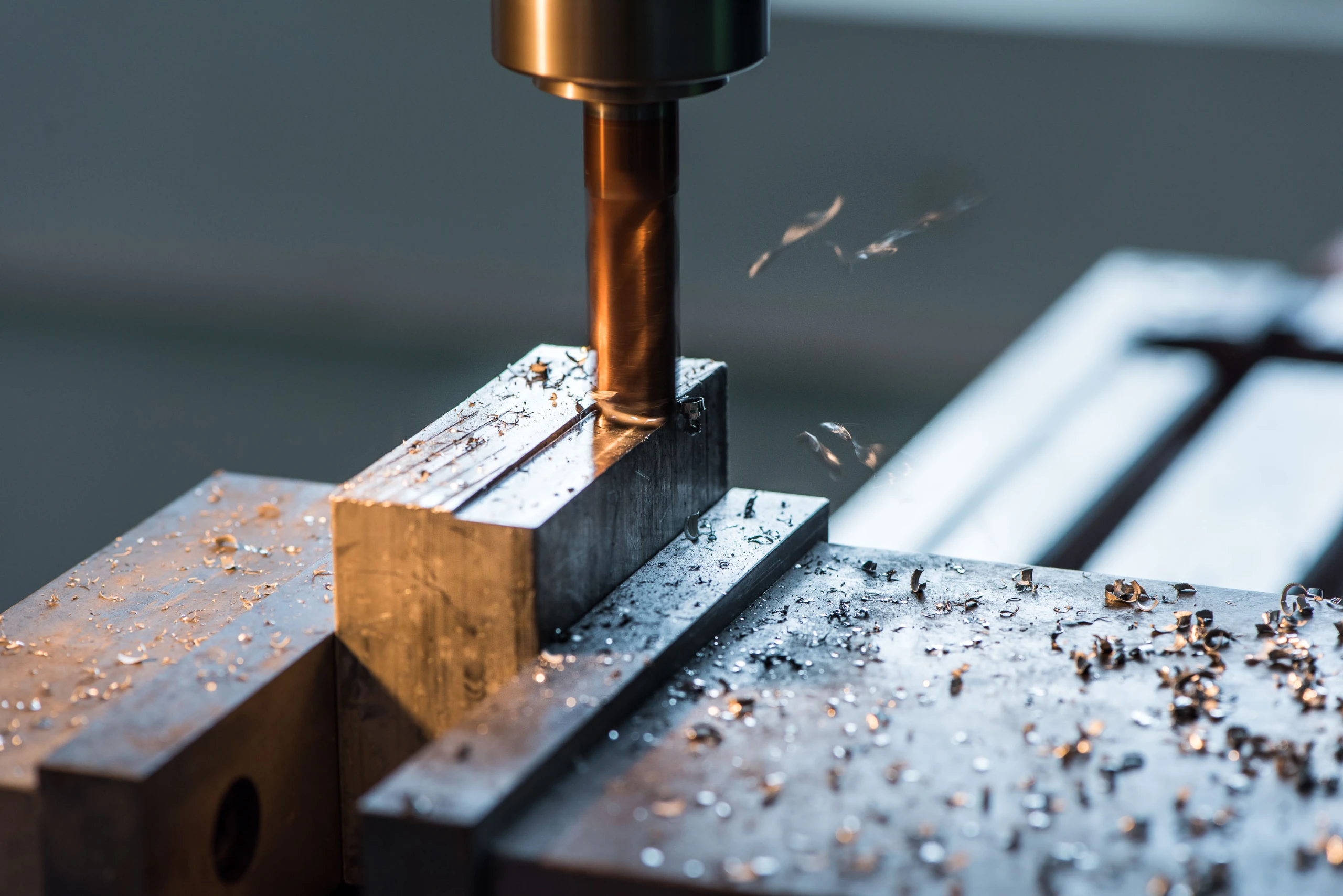 precision cnc machining end mill cutting steel workpiece
